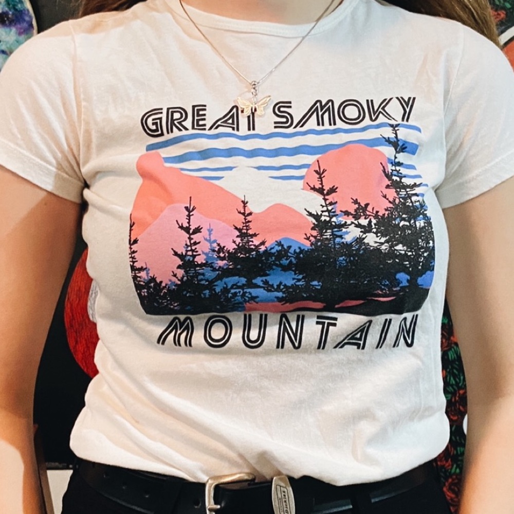 Great Smoky Mountain Graphic Tee